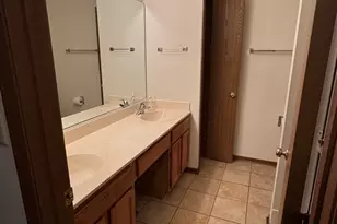 429 Prairieview Dr, Oswego, IL 60543 - Photo 13