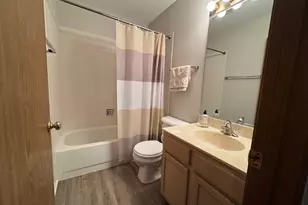 429 Prairieview Dr, Oswego, IL 60543 - Photo 17