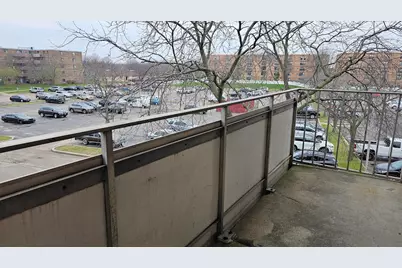 1460 Fairlane Drive #329, Schaumburg, IL 60193 - Photo 9