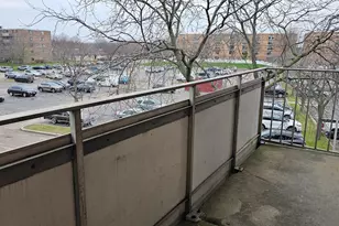 1460 Fairlane Dr, Schaumburg, IL 60193 - Photo 9