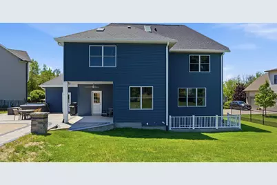 6900 Grover Station, Bettendorf, IA 52722 - Photo 43