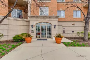 125 N Buffalo Grove Rd, Buffalo Grove, IL 60089 - Photo 3
