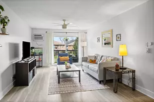 836 E Old Willow Rd, Prospect Heights, IL 60070 - Photo 3