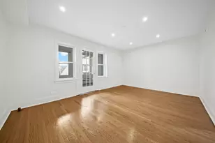 19 E 1st St, Hinsdale, IL 60521 - Photo 5