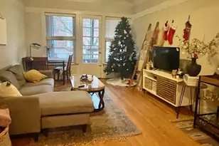 3702 N Fremont St, Chicago, IL 60613 - Photo 5