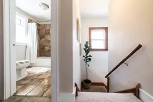 489 Division St, Elgin, IL 60120 - Photo 19