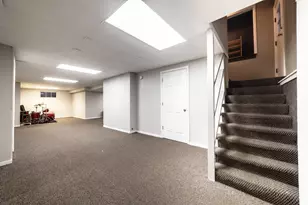 489 Division St, Elgin, IL 60120 - Photo 33