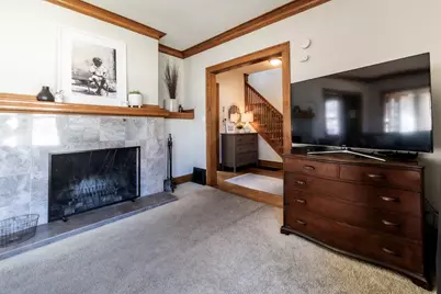 489 Division Street, Elgin, IL 60120 - Photo 7