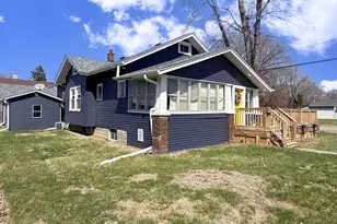 621 24th Ave, Moline, IL 61265 - Photo 3