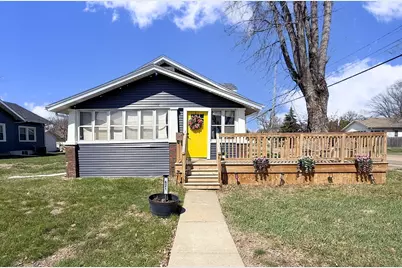 621 24th Avenue, Moline, IL 61265 - Photo 1