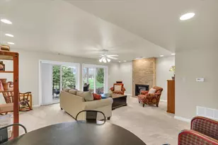 29 Fields East Dr, Champaign, IL 61822 - Photo 35