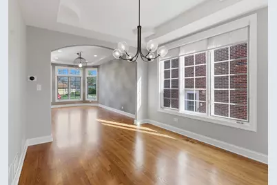 8242 Latrobe Avenue, Burbank, IL 60459 - Photo 5