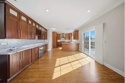 8242 Latrobe Avenue, Burbank, IL 60459 - Photo 9