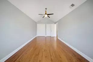 8242 Latrobe Ave, Burbank, IL 60459 - Photo 19