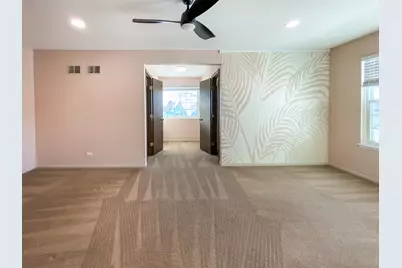 643 Wilbur Court, Gurnee, IL 60031 - Photo 9