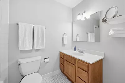 471 Raintree Court #2B, Glen Ellyn, IL 60137 - Photo 19