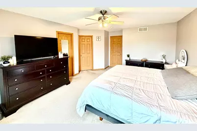 8300 Auburn Lane, Frankfort, IL 60423 - Photo 17