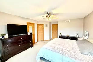 8300 Auburn Ln, Frankfort, IL 60423 - Photo 17