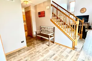 8300 Auburn Ln, Frankfort, IL 60423 - Photo 5