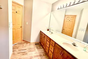 8300 Auburn Ln, Frankfort, IL 60423 - Photo 19