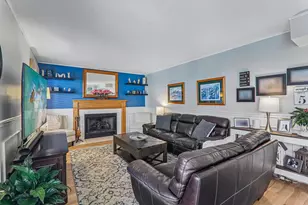 806 Meadowridge Dr, Aurora, IL 60504 - Photo 17