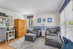 806 Meadowridge Dr, Aurora, IL 60504 - Photo 5