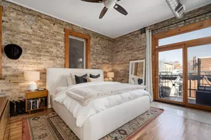 1702 W Erie St, Chicago, IL 60622 - Photo 11