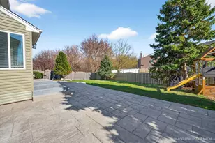 9934 Bedford Dr, Huntley, IL 60142 - Photo 31