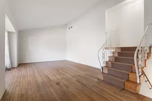 609 Carriage Hill Dr, Glenview, IL 60025 - Photo 3