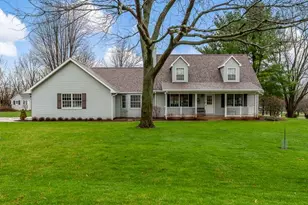 11548 Chatt Ct, Roscoe, IL 61073 - Photo 1