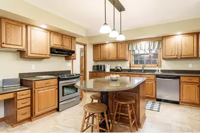 11548 Chatt Court, Roscoe, IL 61073 - Photo 17