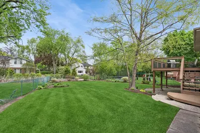 122 Mulberry Road, Deerfield, IL 60015 - Photo 17