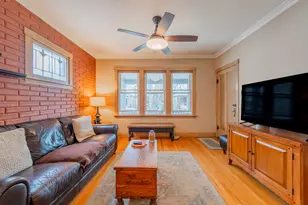 5055 W Argyle St, Chicago, IL 60630 - Photo 3