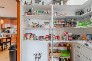 5055 W Argyle St, Chicago, IL 60630 - Photo 9