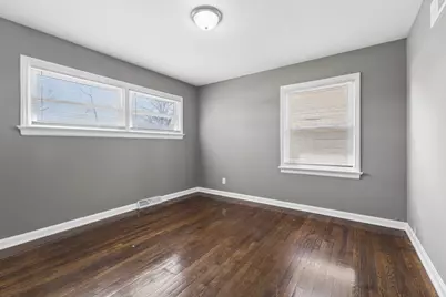 815 W 187th Street, Glenwood, IL 60425 - Photo 9