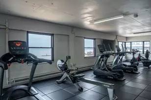 5815 N Sheridan Rd, Chicago, IL 60660 - Photo 11