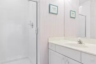 852 Gloucester Crossing, Lake Forest, IL 60045 - Photo 21