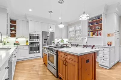 852 Gloucester Xing, Lake Forest, IL 60045 - Photo 9