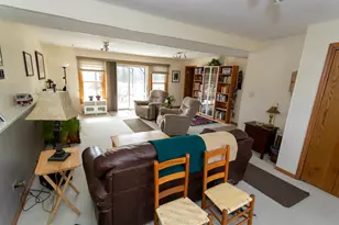 332 Byron Ave, Bloomingdale, IL 60108 - Photo 21