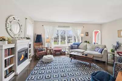 124 E Jackson Street, Villa Park, IL 60181 - Photo 5