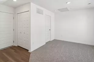 533 Yosemite Wy, Mundelein, IL 60060 - Photo 3