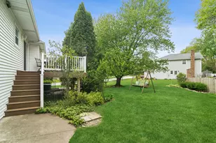 1000 W Hunting Dr, Palatine, IL 60067 - Photo 23