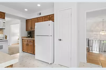 1000 W Hunting Drive, Palatine, IL 60067 - Photo 11