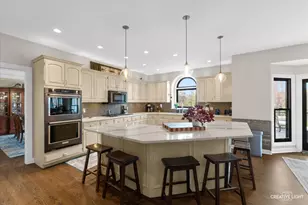 4459 Esquire Cir, Naperville, IL 60564 - Photo 9