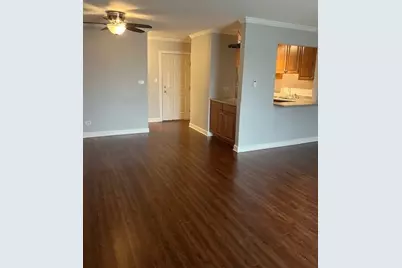 2422 N Kennicott Drive #2D, Arlington Heights, IL 60004 - Photo 5