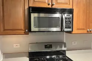 2422 N Kennicott Dr, Arlington Heights, IL 60004 - Photo 9