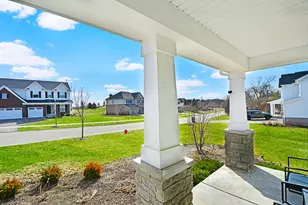 42 Open Pkwy N, Hawthorn Woods, IL 60047 - Photo 3