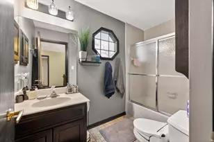 0S775 Madison St, Winfield, IL 60190 - Photo 39