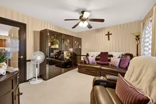 0S775 Madison St, Winfield, IL 60190 - Photo 9