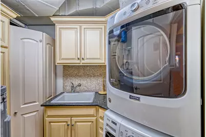 10 E Burlington Street #3B, Riverside, IL 60546 - Photo 29